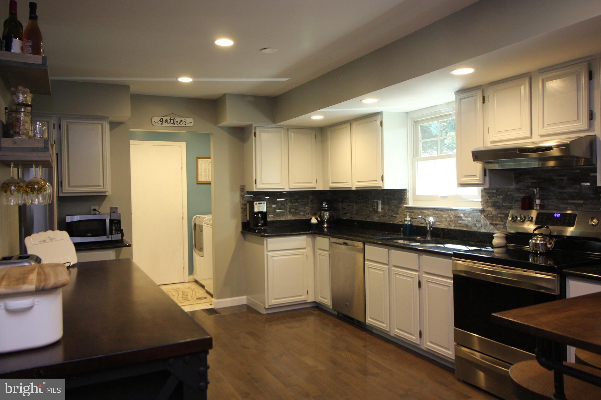 8543 Autumn Rust Road Ellicott City, MD 21043 - Photo 6 of 30 Kitchen