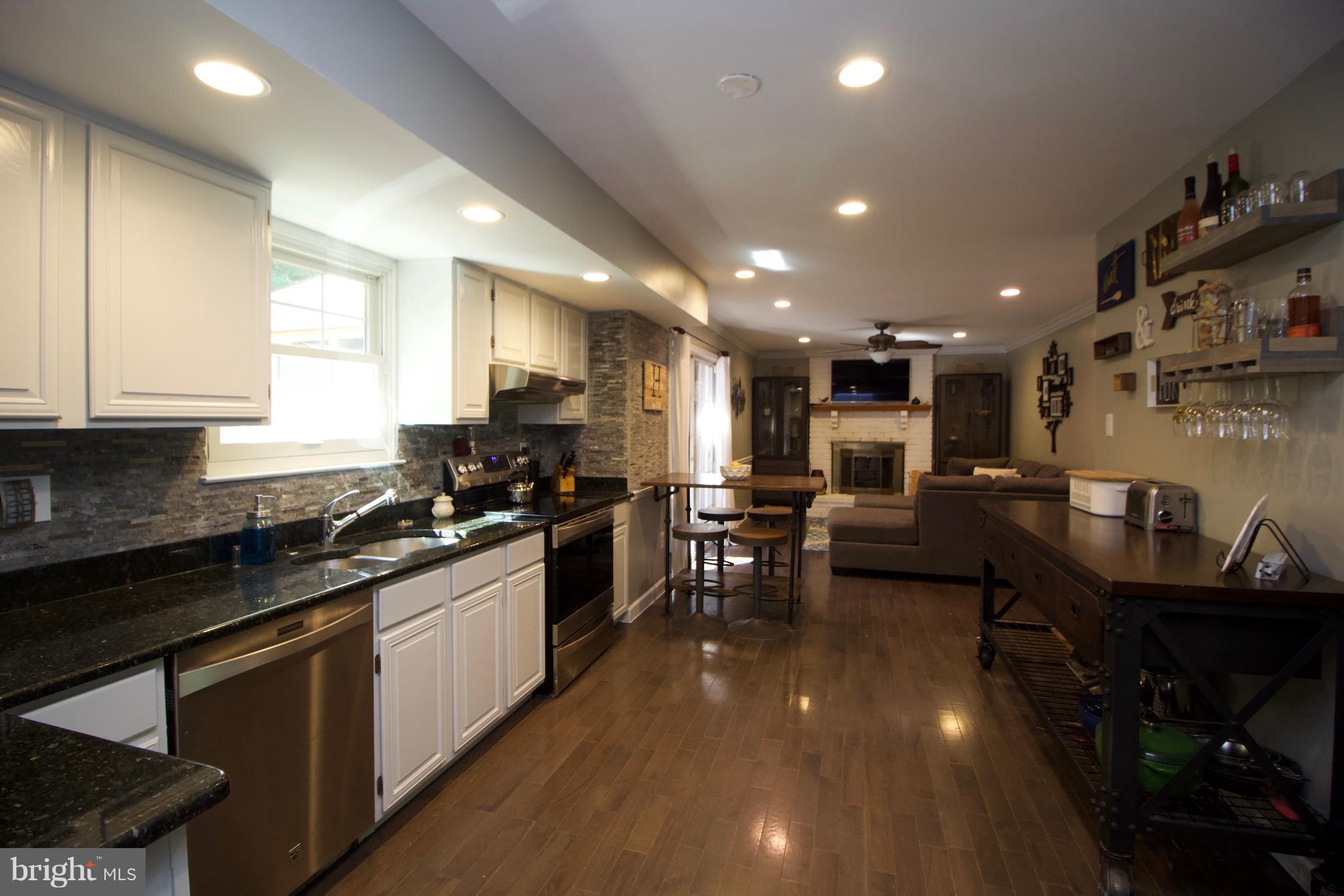 8543 Autumn Rust Road Ellicott City, MD 21043 - Photo 7 of 30 Kitchen