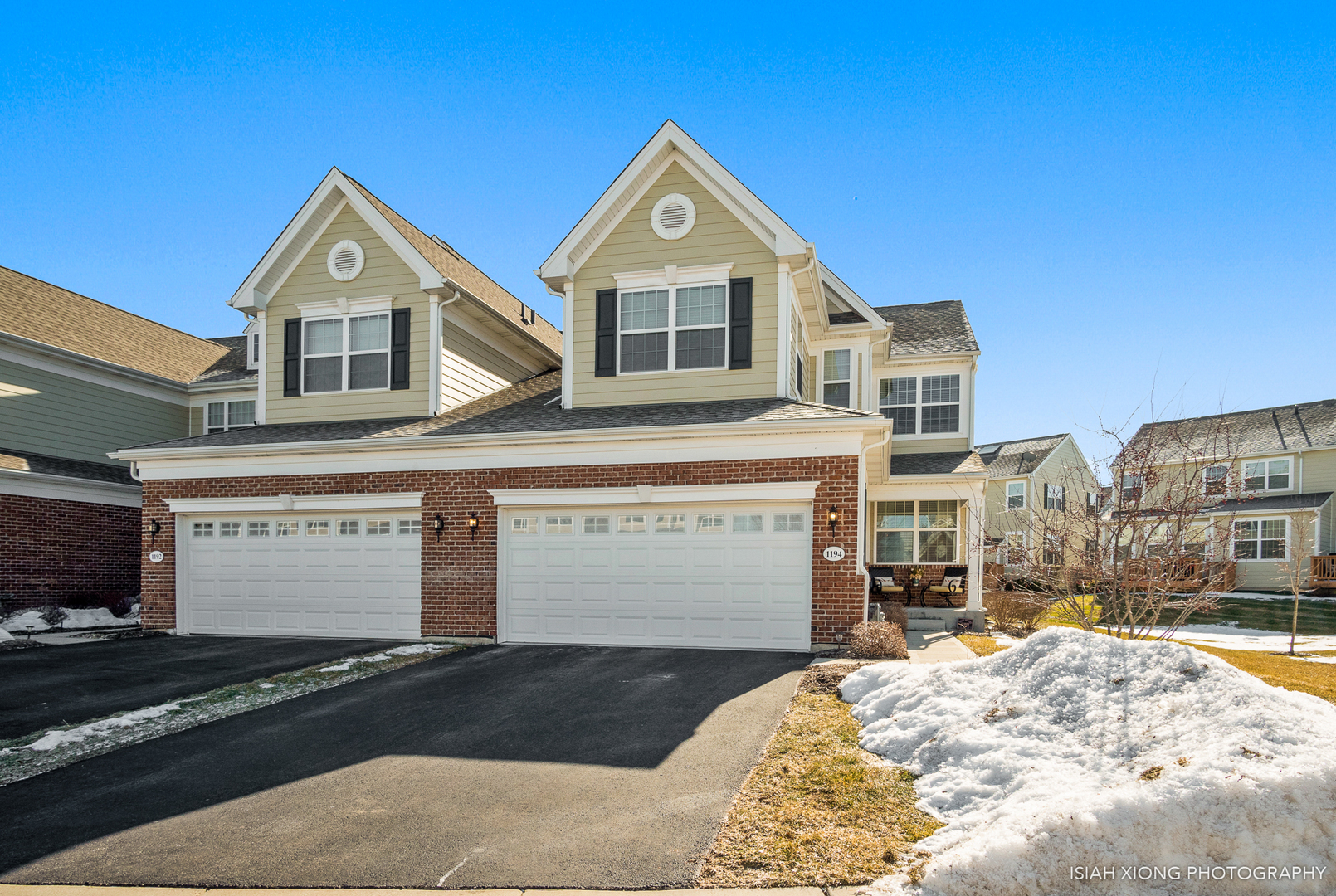 1194 Falcon Ridge Drive Elgin, IL 60124 - Photo 2 of 39