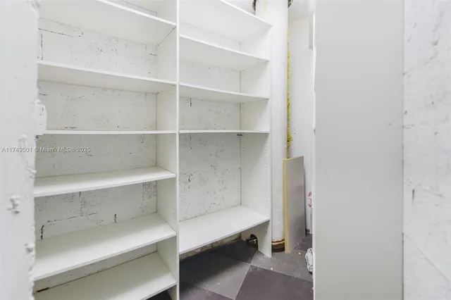 $7,850 | 19195 Northeast 36th Court, Unit 2707, Aventura, FL 33180