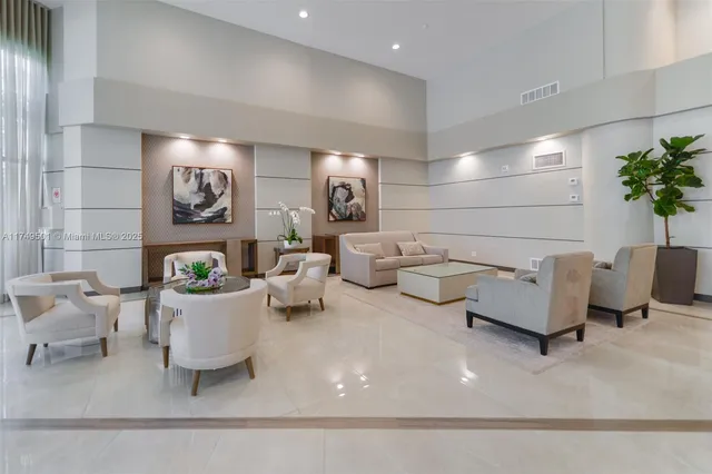 $7,850 | 19195 Northeast 36th Court, Unit 2707, Aventura, FL 33180