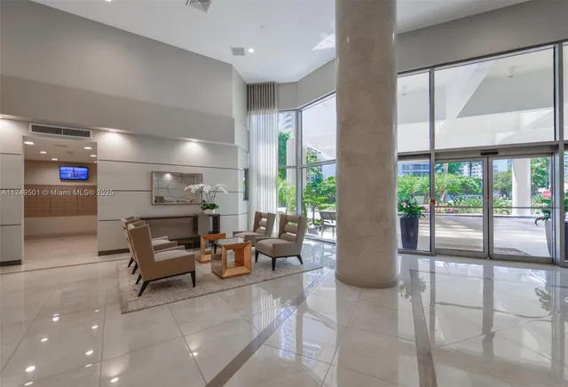 $7,850 | 19195 Northeast 36th Court, Unit 2707, Aventura, FL 33180