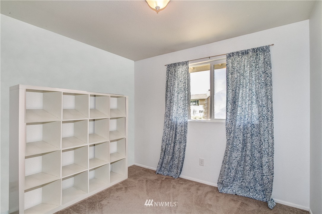 3630 199th Street Southeast Bothell, WA 98012 - Photo 10 of 15