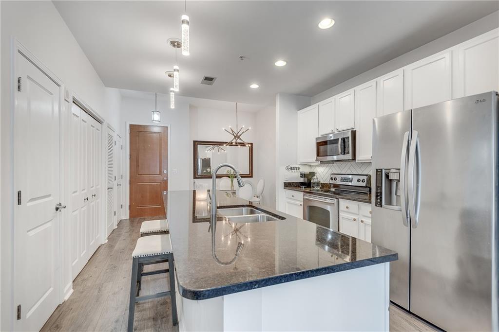 3040 Peachtree Road Northwest, Unit 1602 Atlanta, GA 30305 - Photo 16 of 34 Gallery Image 16