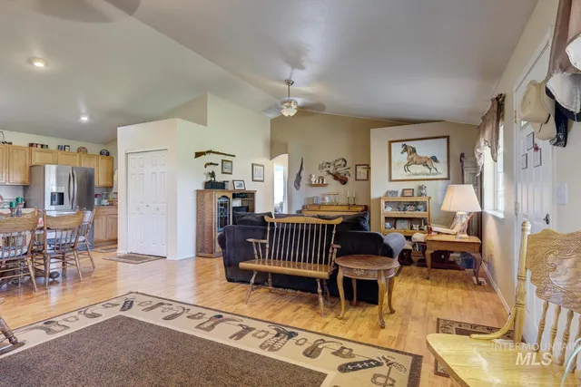 $800,000 | 9177 Brill Road, Emmett, ID 83617