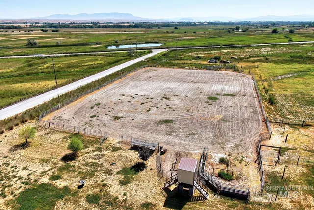 $800,000 | 9177 Brill Road, Emmett, ID 83617