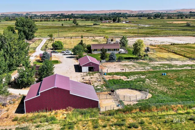 $800,000 | 9177 Brill Road, Emmett, ID 83617