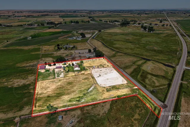 $800,000 | 9177 Brill Road, Emmett, ID 83617
