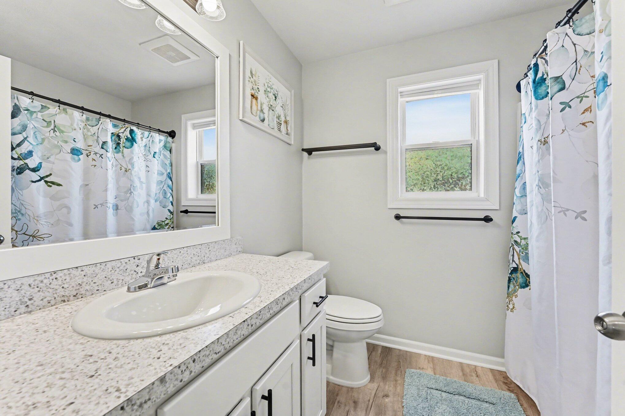 7450 19 Mile Road Northeast Cedar Springs, MI 49319 - Photo 17 of 34 Main Full Bath