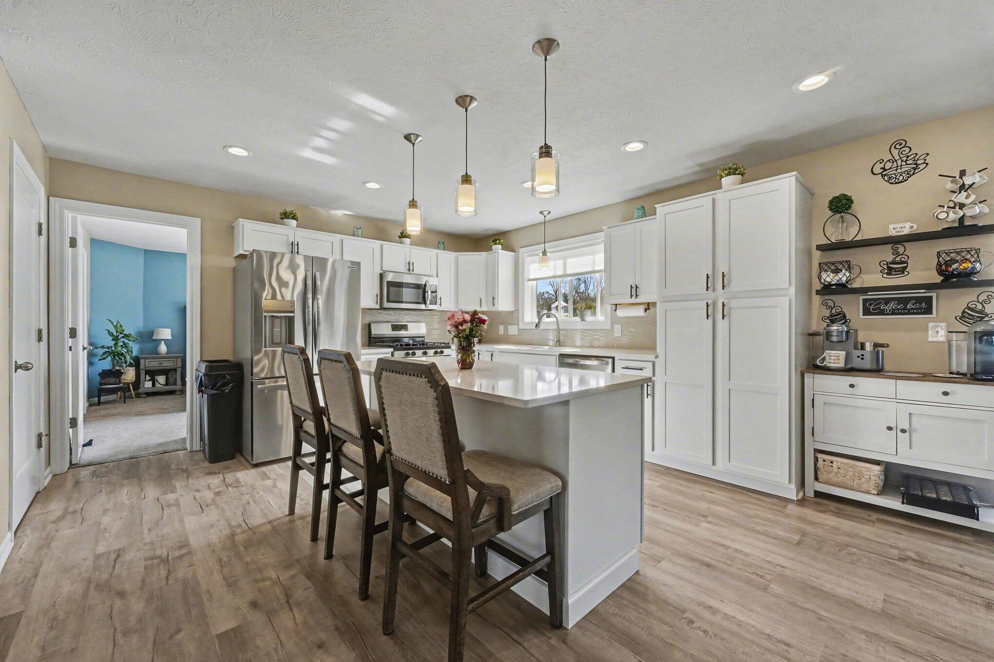 7450 19 Mile Road Northeast Cedar Springs, MI 49319 - Photo 3 of 34 Kitchen!