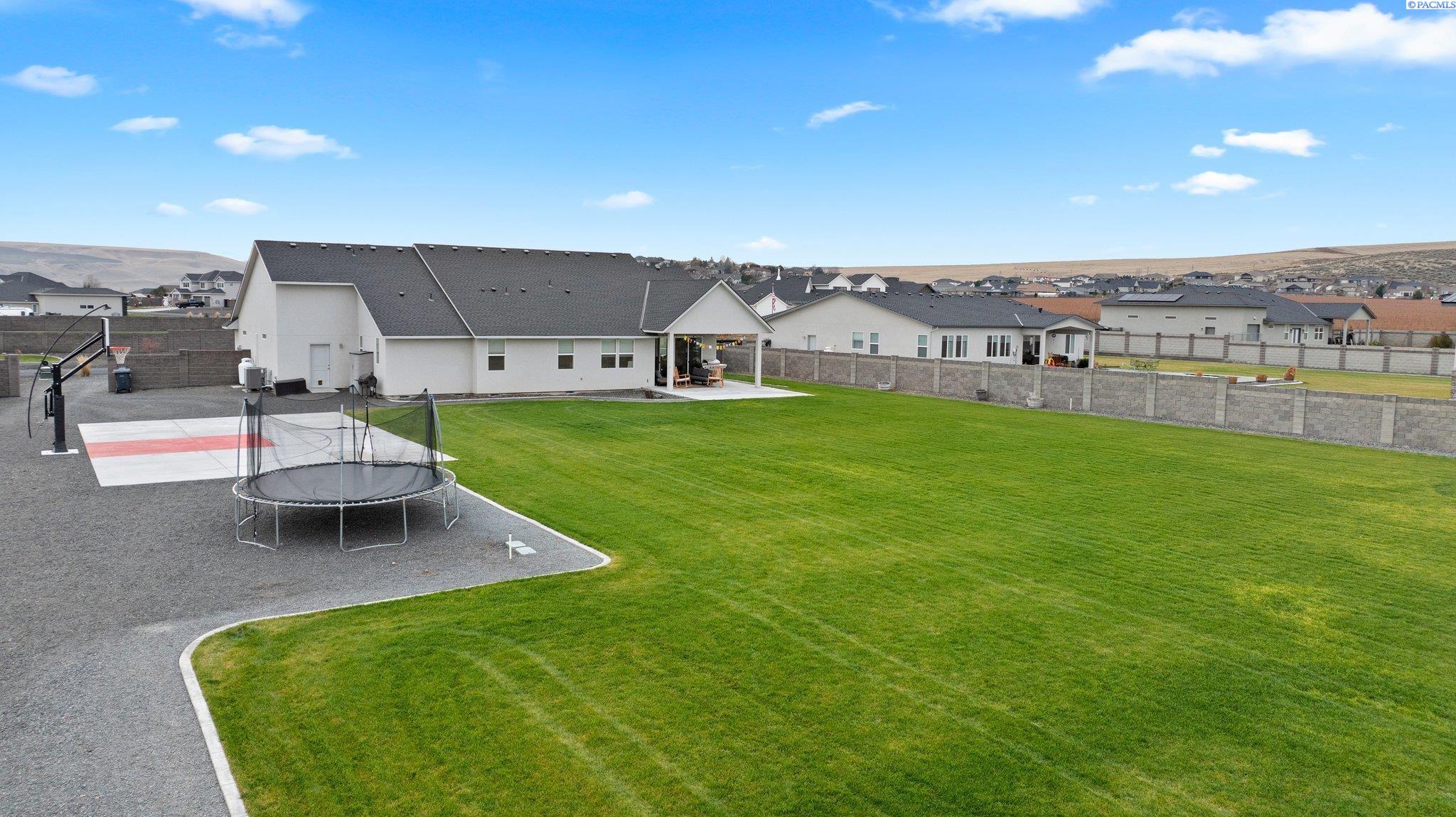 86710 East Calico Road Kennewick, WA 99338 - Photo 41 of 48 Gallery Image 41