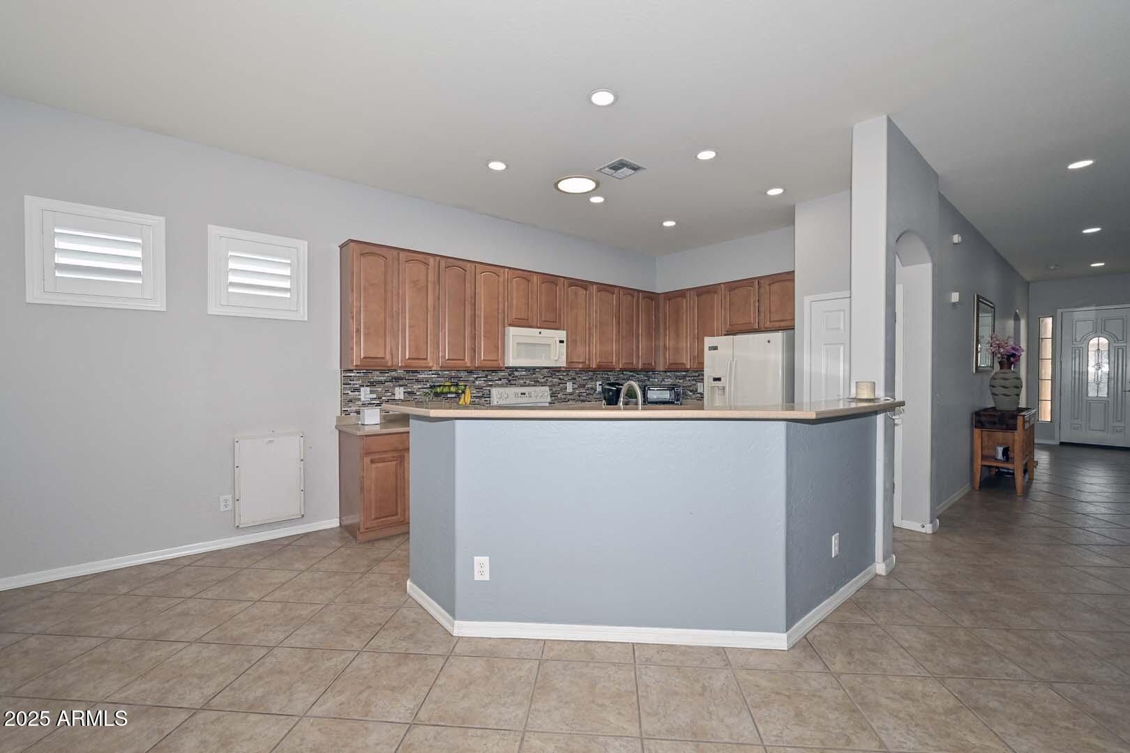 4306 West Summerside Road Laveen, AZ 85339 - Photo 14 of 49 Kitchen