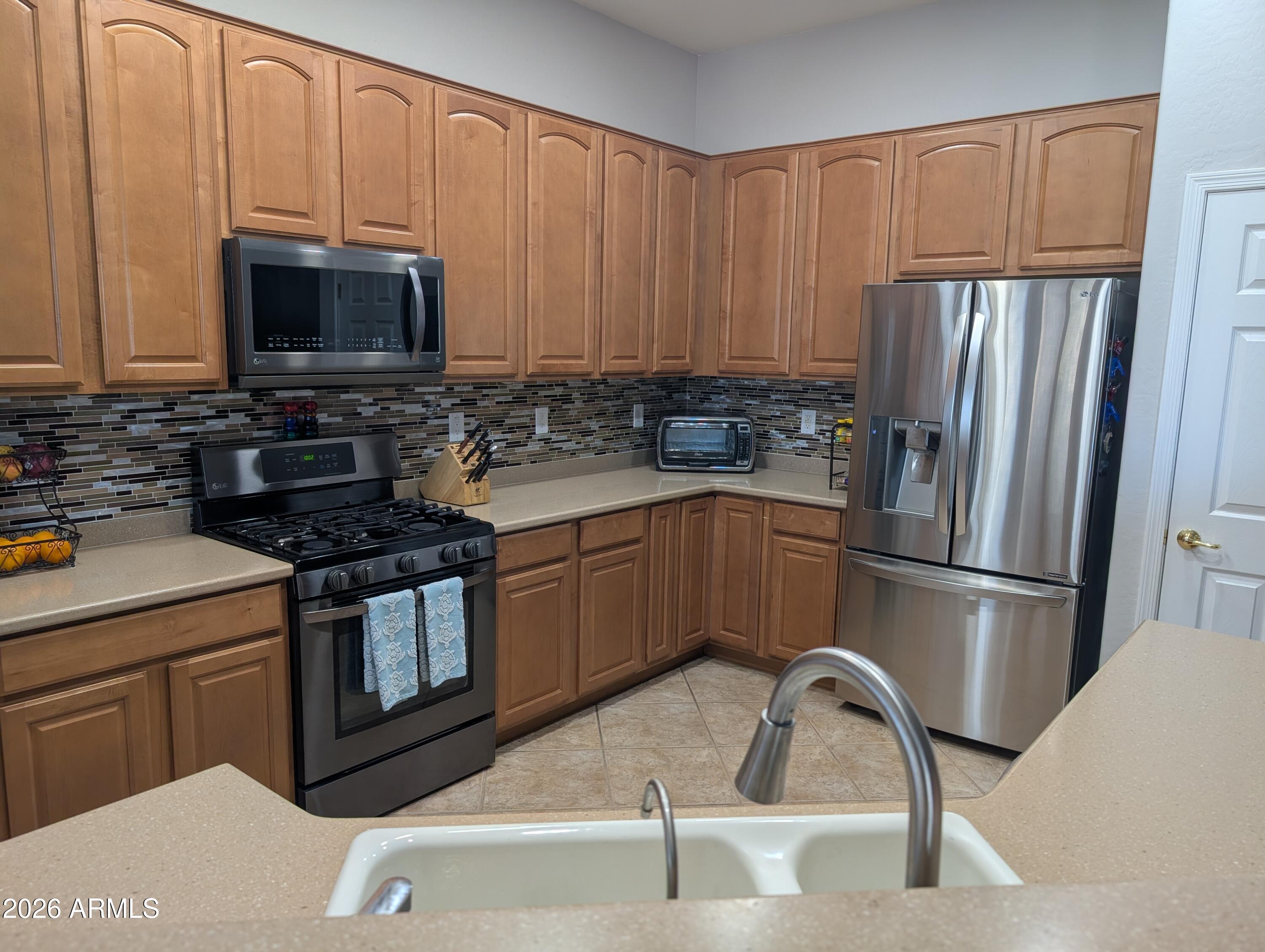 4306 West Summerside Road Laveen, AZ 85339 - Photo 15 of 49 New LG Appliances