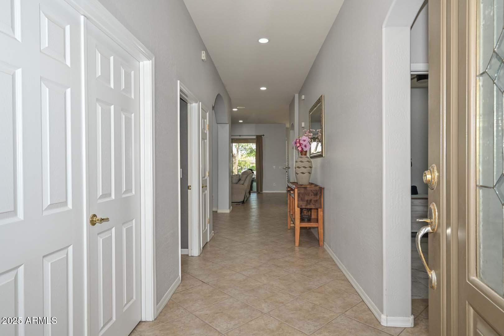 4306 West Summerside Road Laveen, AZ 85339 - Photo 6 of 49 Foyer