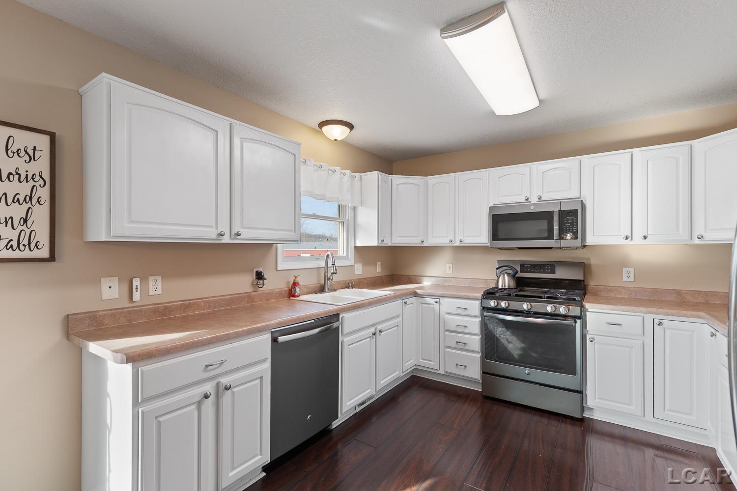 2147 Gady Road Adrian, MI 49221 - Photo 10 of 47