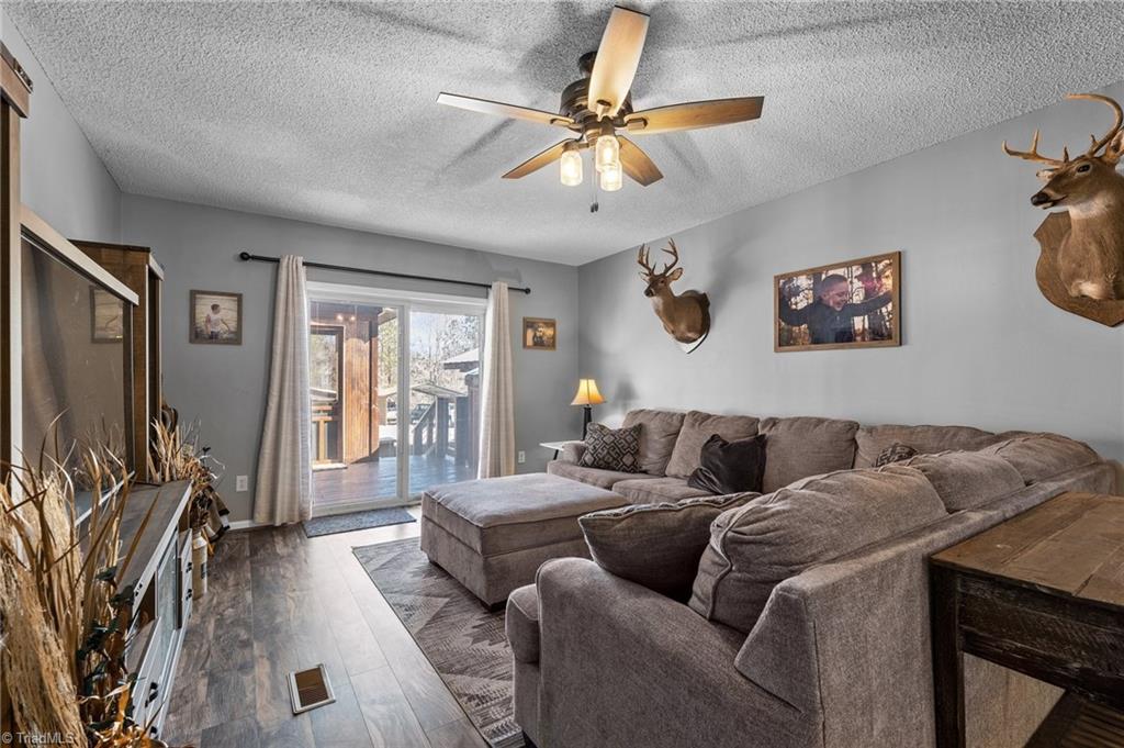 275 Edgewood Church Road Mebane, NC 27302 - Photo 13 of 24 Gallery Image 13