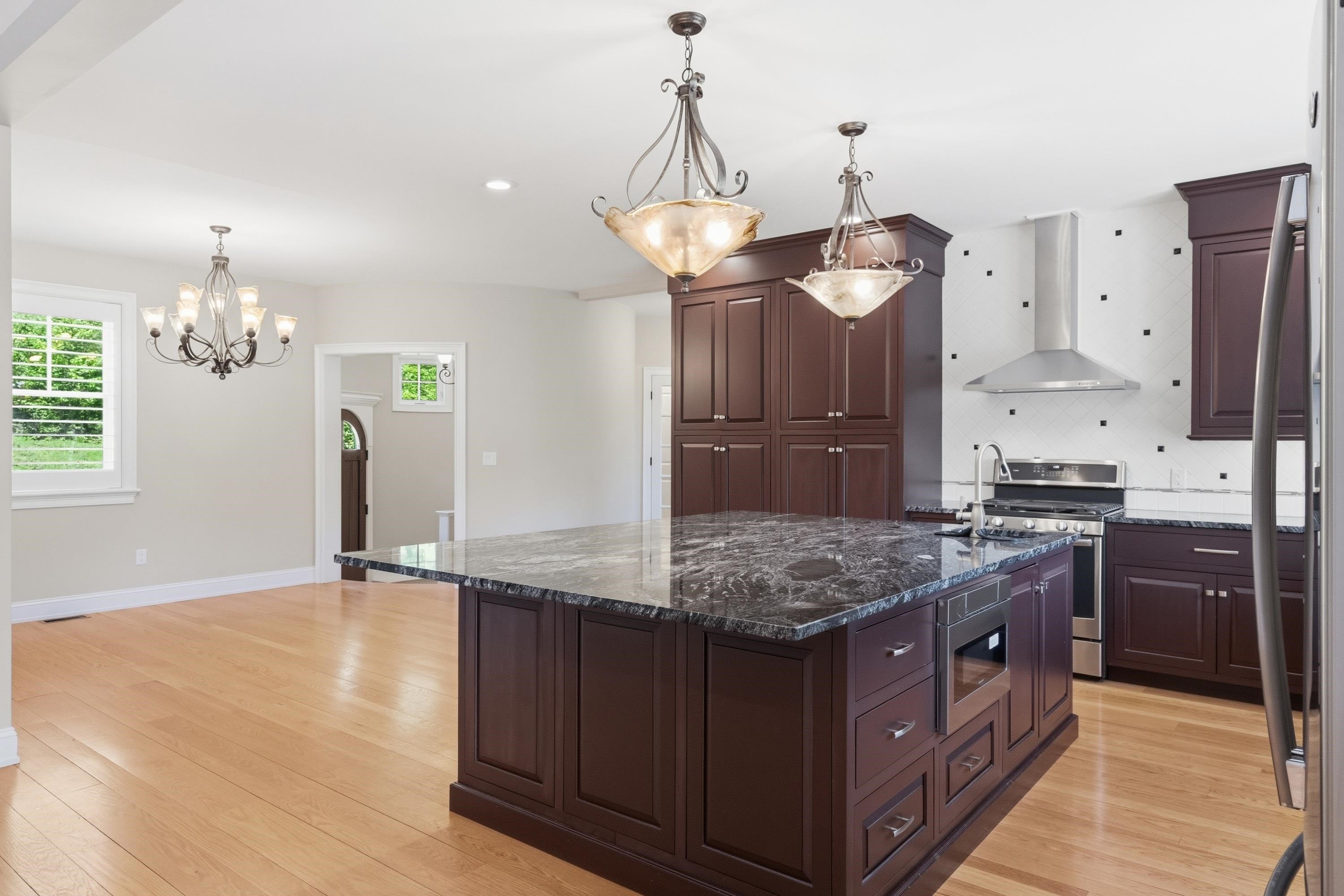 4 South Grater Road Merrimack, NH 03054 - Photo 13 of 59