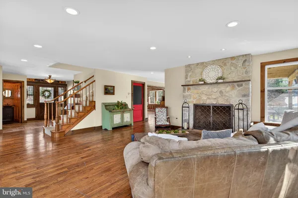 $1,299,900 | 720 Hobbs Road, Wayne, PA 19087