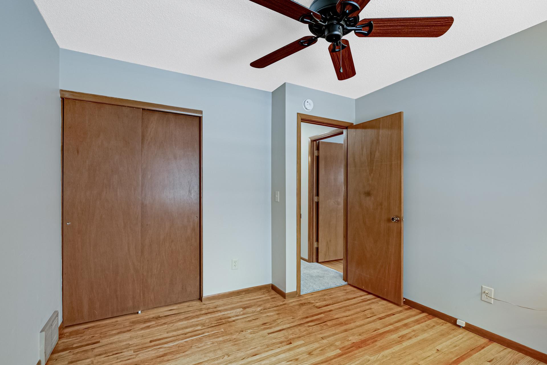 6724 West River Road Brooklyn Center, MN 55430 - Photo 6 of 18