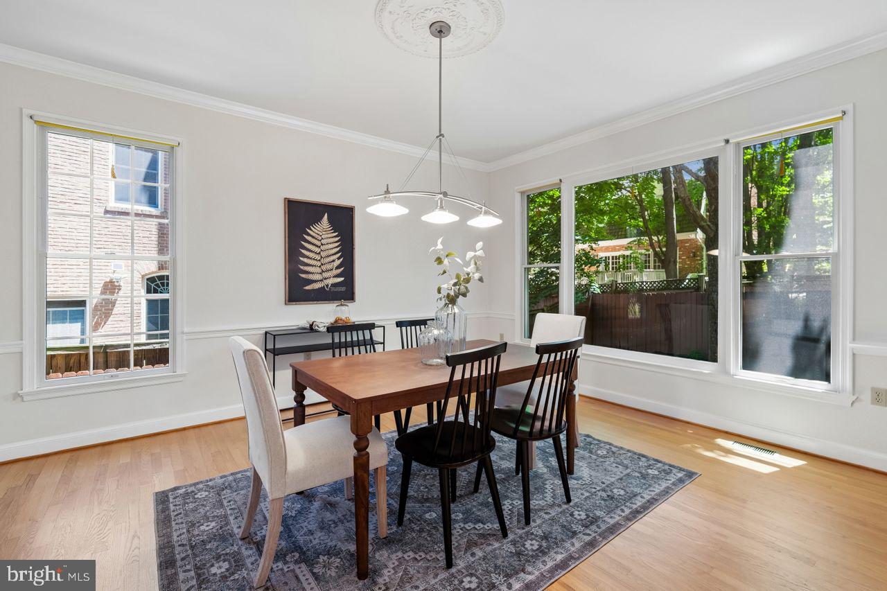 5105 Warren Place Northwest Washington, DC 20016 - Photo 6 of 39 Dining Room