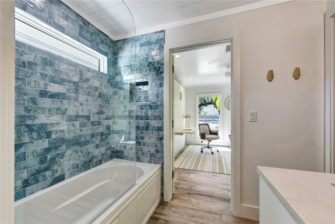 525 Banyan Road Vero Beach, FL 32963 - Photo 24 of 36 a bathroom with a bathtub and a shower