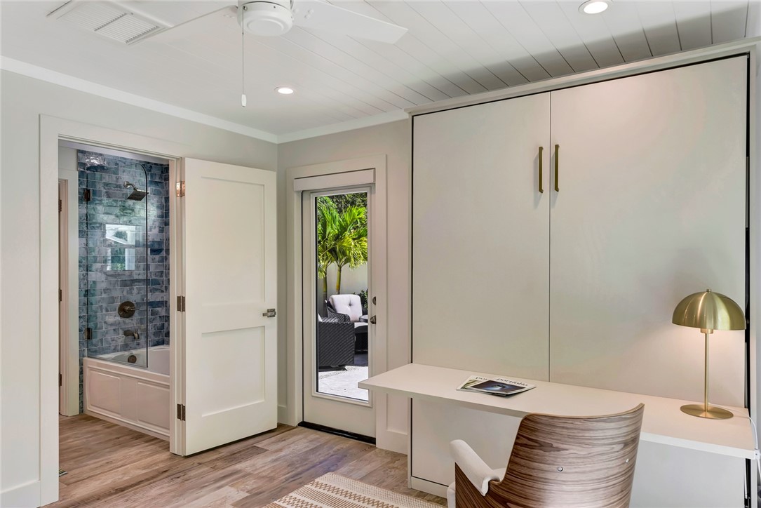 525 Banyan Road Vero Beach, FL 32963 - Photo 25 of 36 a bathroom with a sink a toilet and shower