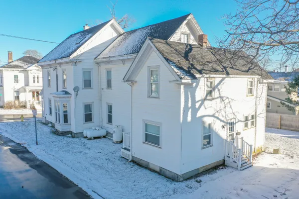 $395,000 | 68 Masonic Street, Rockland, ME 04841