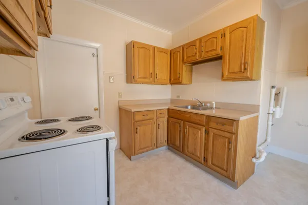 $395,000 | 68 Masonic Street, Rockland, ME 04841
