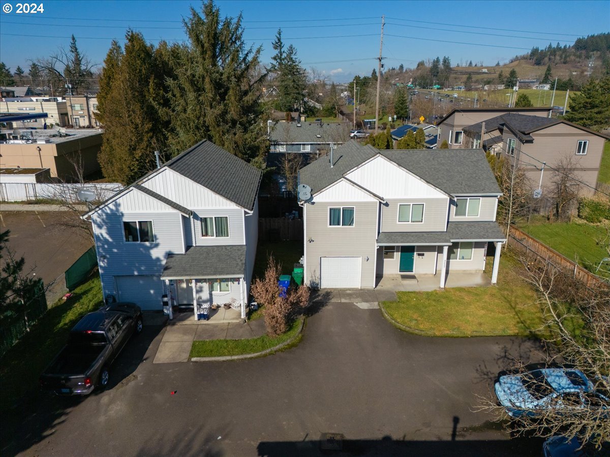 9305 Southeast Pardee St