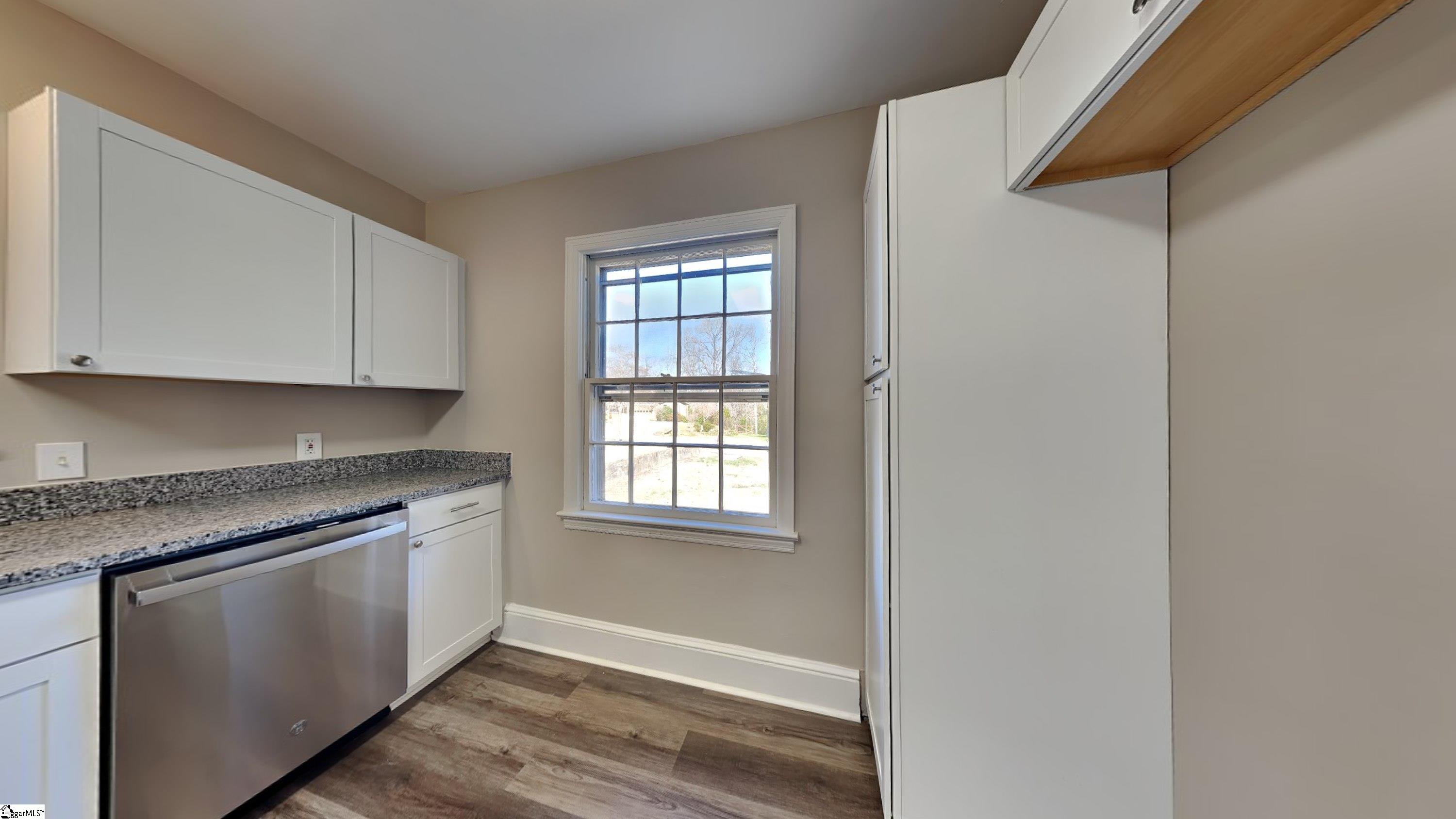 125 Penarth Road Spartanburg, SC 29301 - Photo 4 of 14 Gallery Image 4