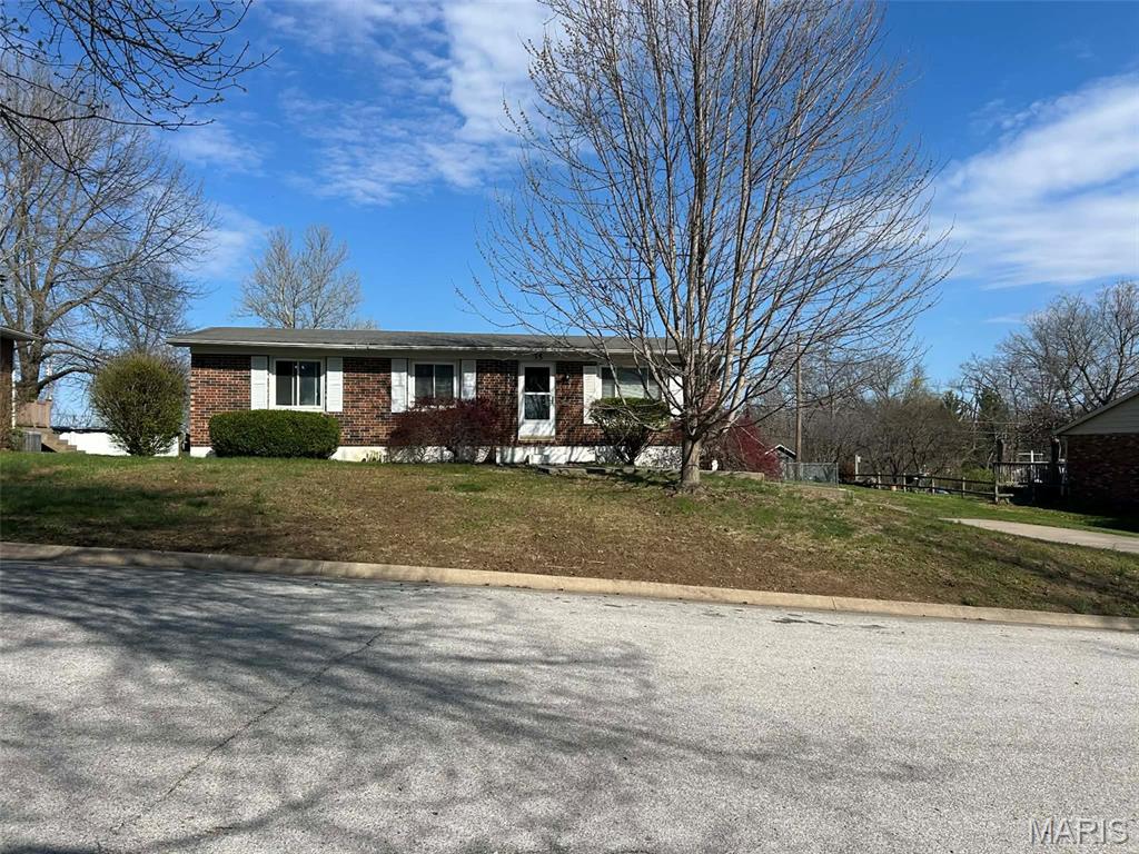 35 Cherokee Trail Hannibal, MO 63401 - Photo 2 of 24