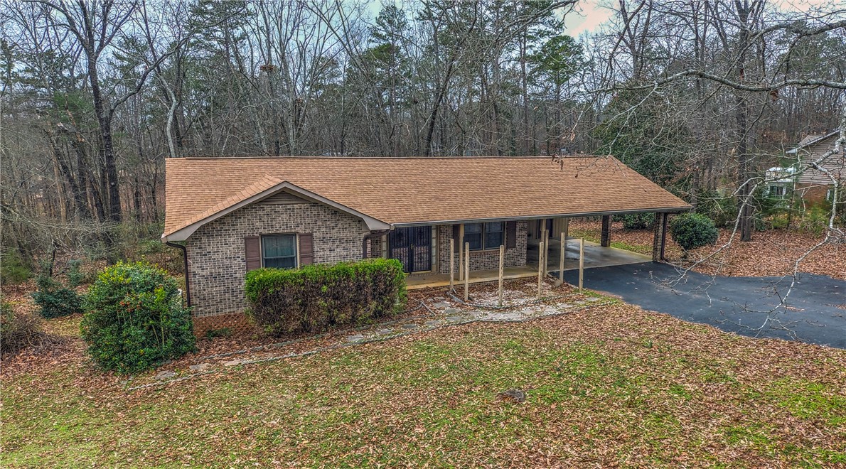 813 State Rd S-37-359 Seneca, SC 29672 - Photo 3 of 28 Gallery Image 3
