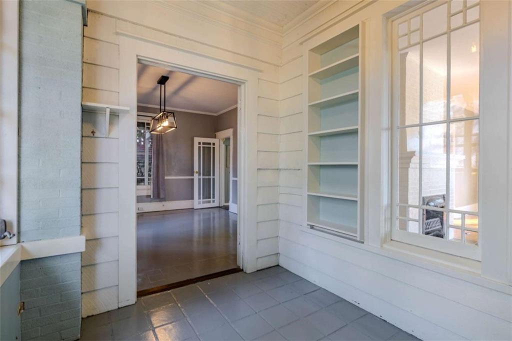 214 East 3rd Street Rome, GA 30161 - Photo 13 of 33 a view of an empty room with a window