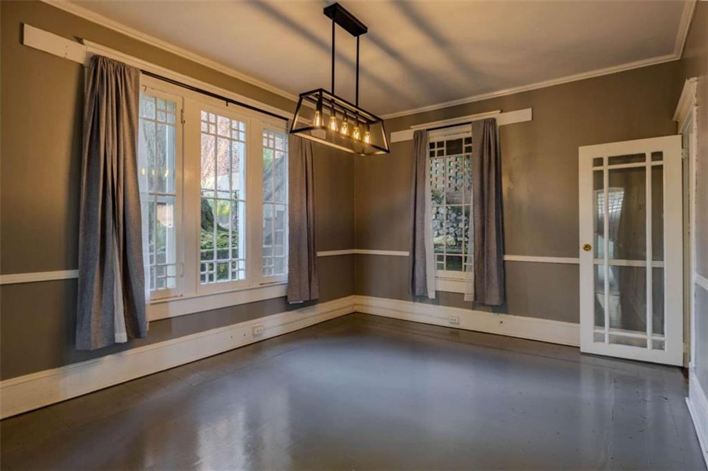 214 East 3rd Street Rome, GA 30161 - Photo 16 of 33 a view of an empty room with a window