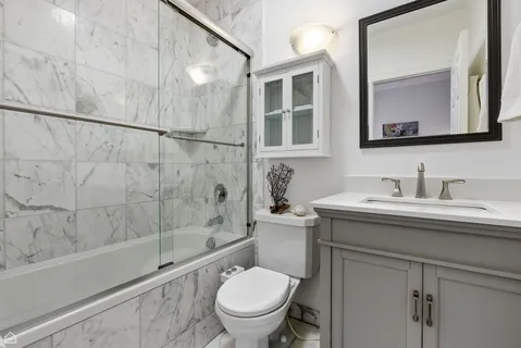 $649,500 | 2833 North Burling Street, Unit 3N, Chicago, IL 60657