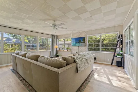$335,000 | 1215 East Lambright Street, Tampa, FL 33604