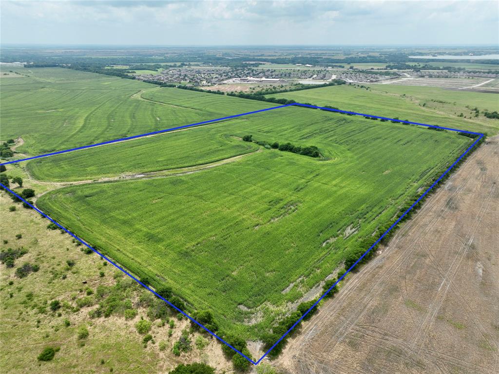 Tbd Parks School House Road Waxahachie, TX 75165 - Photo 3 of 12 a view of a field with an ocean