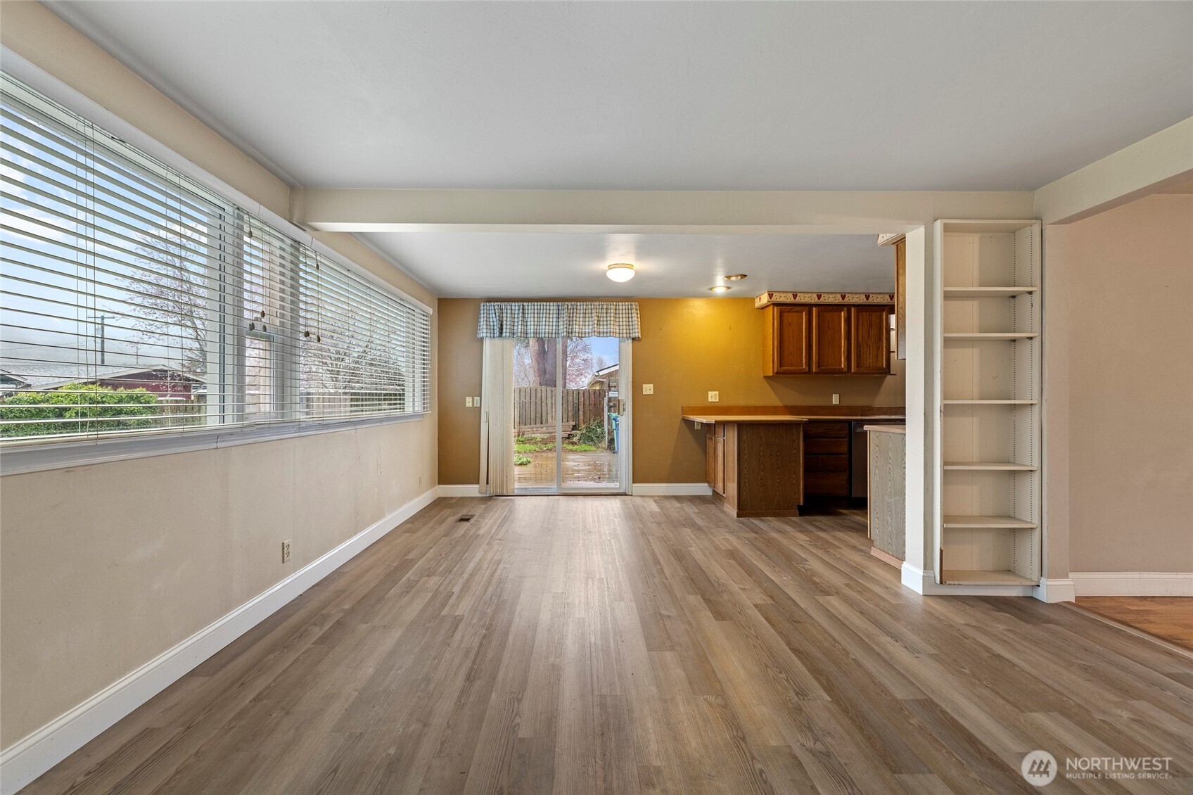 1808 South 14th Street Mount Vernon, WA 98274 - Photo 11 of 34