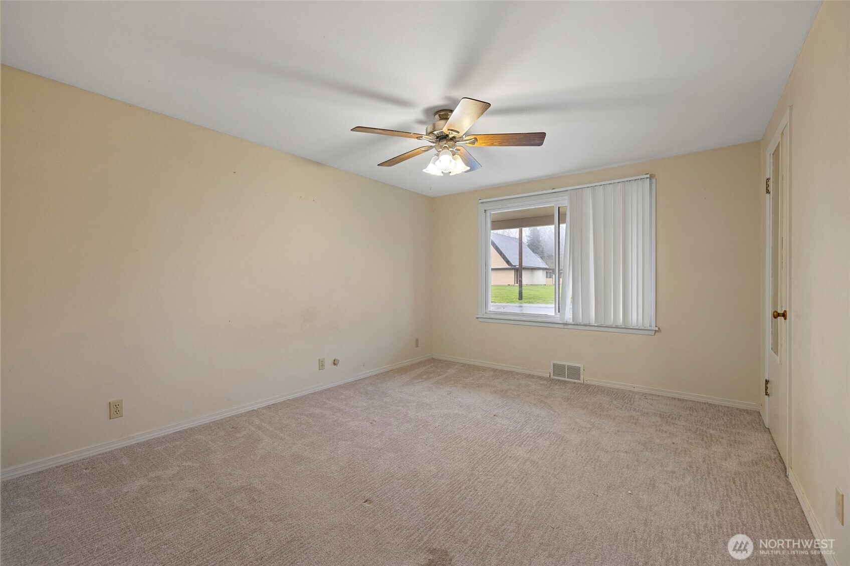 1808 South 14th Street Mount Vernon, WA 98274 - Photo 18 of 34