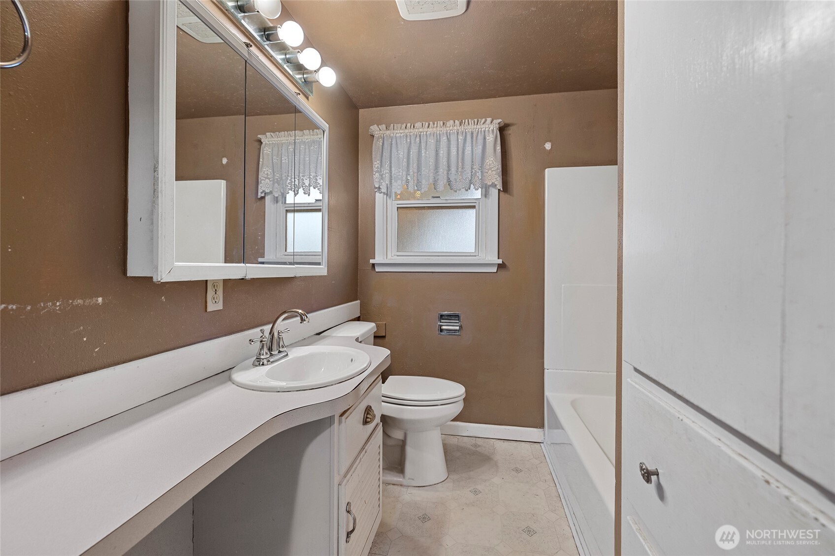 1808 South 14th Street Mount Vernon, WA 98274 - Photo 22 of 34
