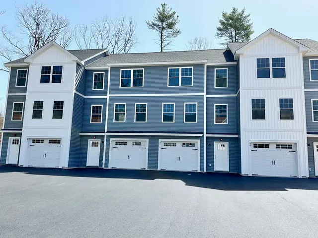 $429,900 | 8 A The Crossings At Village Center Drive, Barrington, NH 03825