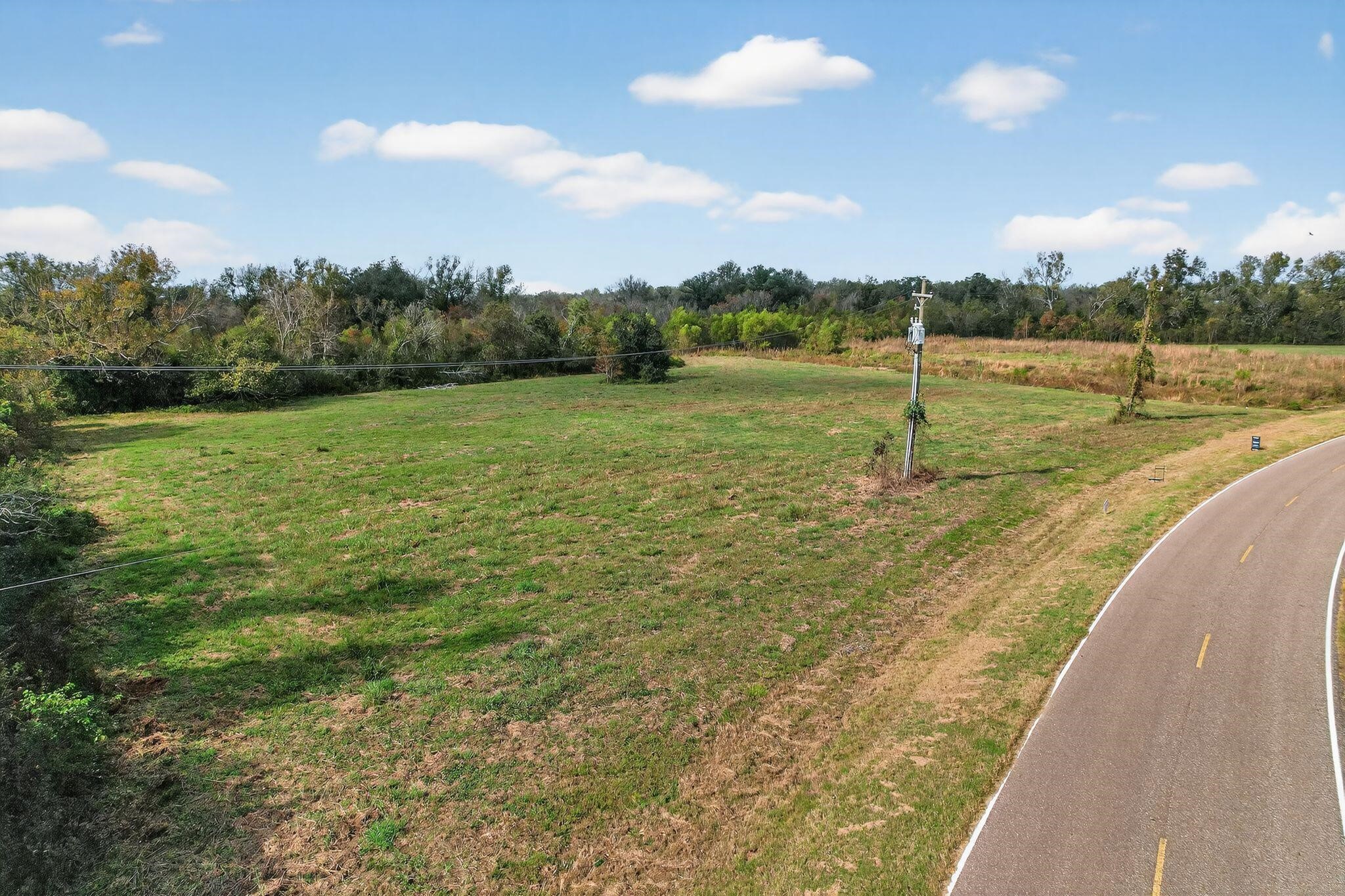22818 Pittman Drive Angleton, TX 77515 - Photo 3 of 9 a view of a lake view