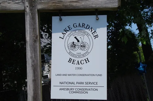 $2,400 | 81 High Street, Unit 10, Amesbury, MA 01913