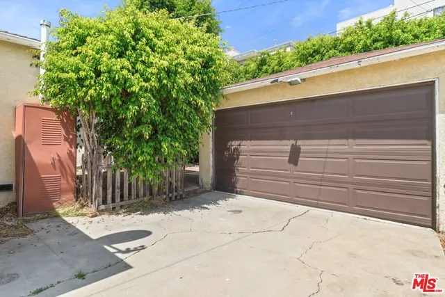 $1,325,000 | 2652 Stoner Avenue, Los Angeles, CA 90064
