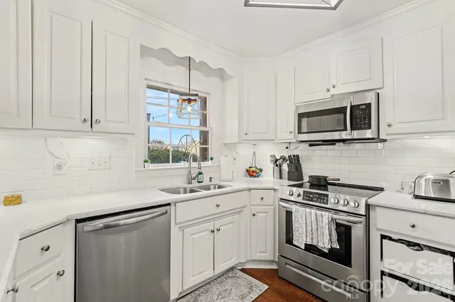 $455,000 | 2305 Pinefield Court, Gastonia, NC 28056