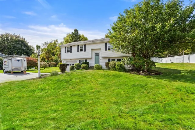 $715,000 | 12 Patti Lane, Maynard, MA 01754