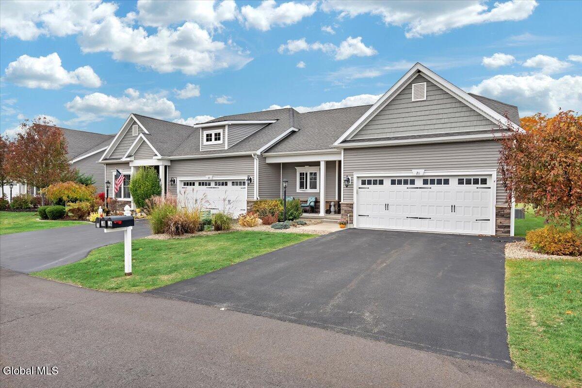 21 David Drive Bethlehem, NY 12077 - Photo 2 of 27 02-P1592290