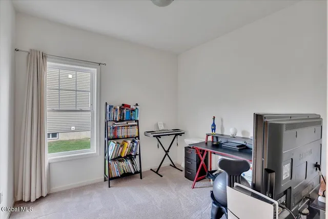 $389,900 | 21 David Drive, Bethlehem, NY 12077