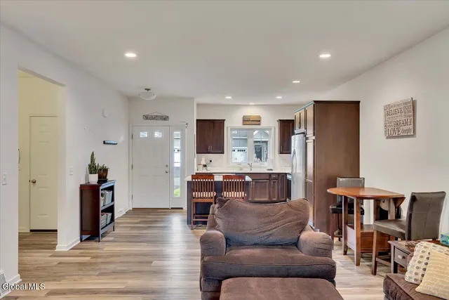 $389,900 | 21 David Drive, Bethlehem, NY 12077