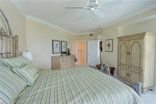 $15,000 | 60 Seagate Drive, Unit 402, Naples, FL 34103